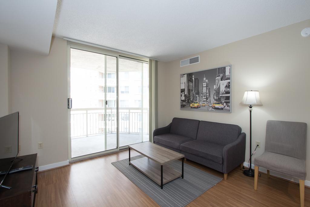 Pentagon City Luxury Apartment Arlington Exterior photo