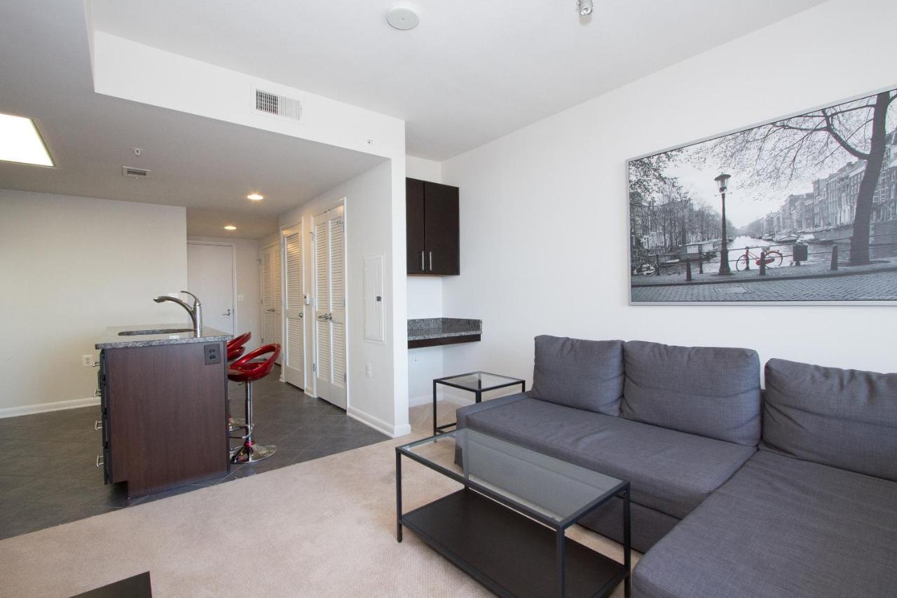 Pentagon City Luxury Apartment Arlington Exterior photo