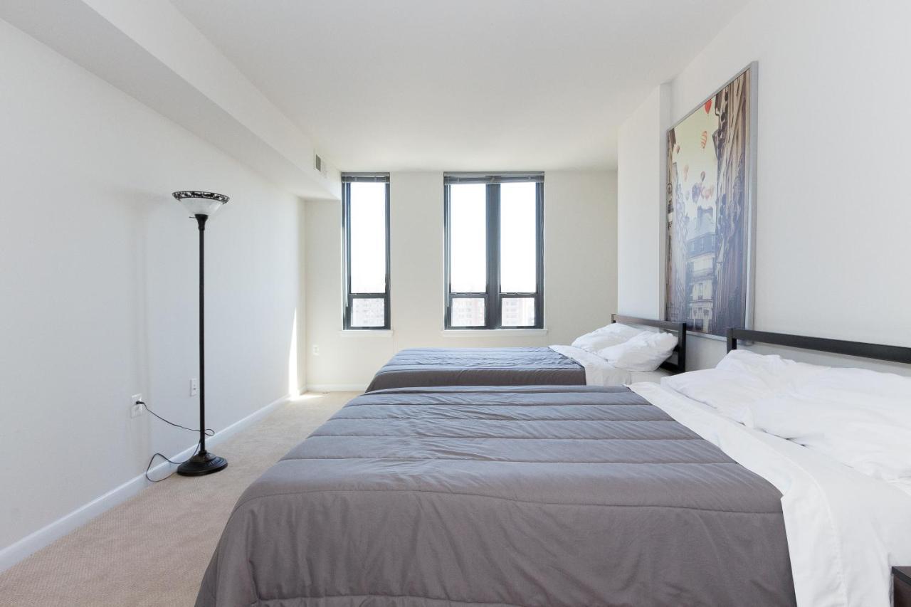 Pentagon City Luxury Apartment Arlington Exterior photo